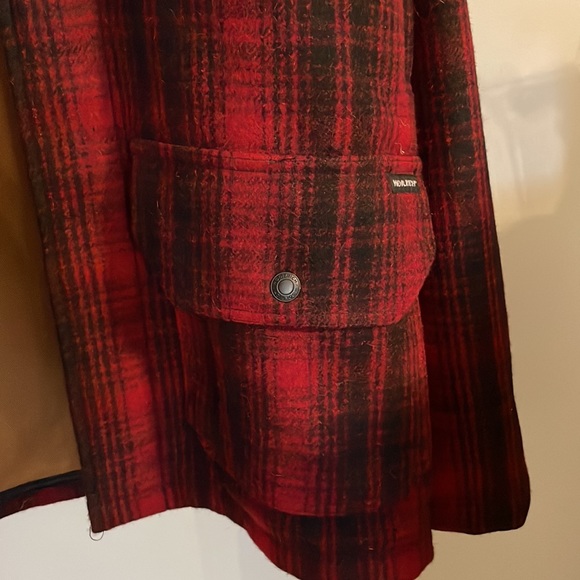 Men’s Woolrich wool coat - Picture 5 of 6